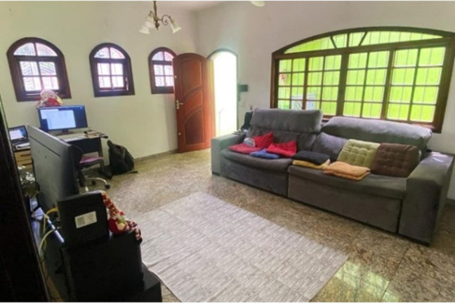 Casa com 2 Quartos para Alugar, 250 m² em Vila Zulmira - São Paulo