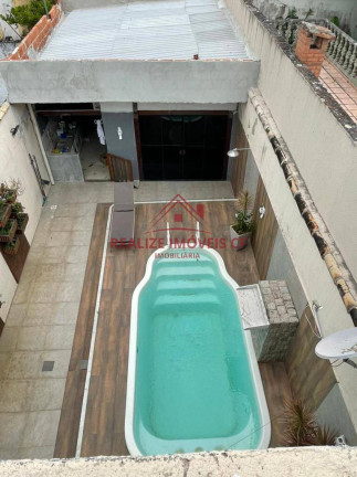 Casa com 5 Quartos à Venda, 299 m² em Portinho - Cabo Frio