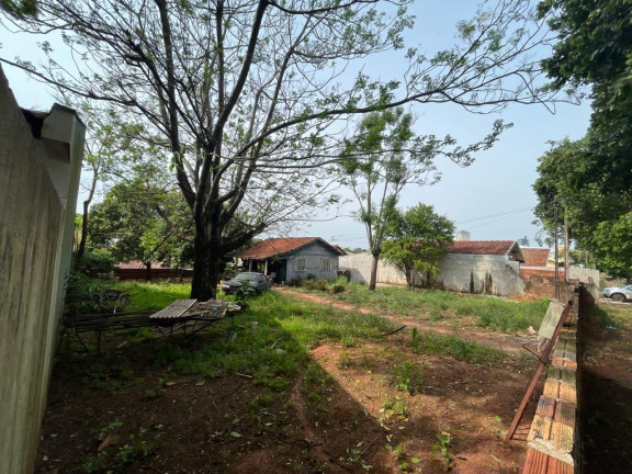 Imagem Terreno à Venda, 679 m² em Zona Armazém - Umuarama Imagem Terreno à Venda, 679 m² em Zona Armazém - Umuarama
