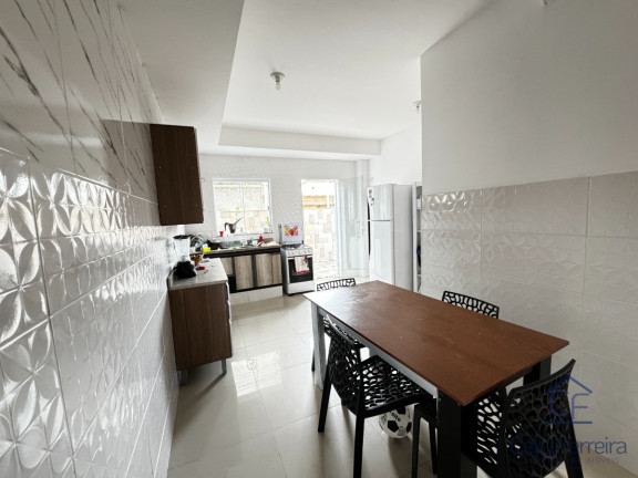 Casa de Condomínio com 3 Quartos à Venda, 190 m² em Massaguaçu - Caraguatatuba