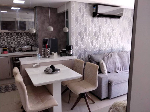 Apartamento com 2 Quartos à Venda, 57 m² em Centro - Balneário Camboriú
