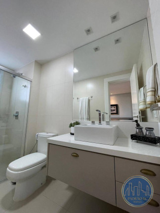 Imagem Apartamento com 3 Quartos à Venda, 297 m² em Barra Sul - Balneário Camboriú Imagem Apartamento com 3 Quartos à Venda, 297 m² em Barra Sul - Balneário Camboriú