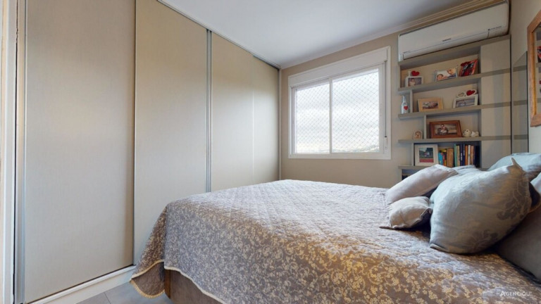 Imagem Imóvel com 3 Quartos à Venda, 71 m² em Cavalhada - Porto Alegre