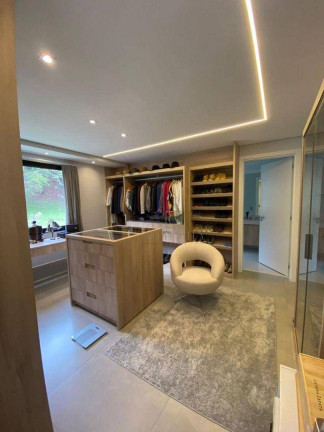 Imagem Casa com 5 Quartos à Venda, 1.126 m² em Tamboré - Santana De Parnaíba Imagem Casa com 5 Quartos à Venda, 1.126 m² em Tamboré - Santana De Parnaíba