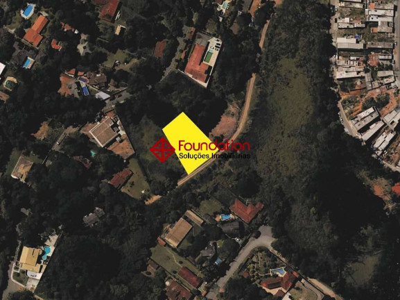 Terreno à Venda,  em Chácara Santa Lúcia - Carapicuíba