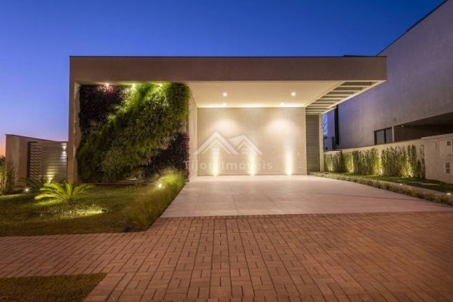 Imagem Casa com 3 Quartos à Venda, 234 m² em Alphaville - Votorantim
