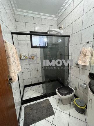 Imagem Casa com 3 Quartos à Venda, 200 m² em Glória - Vila Velha Imagem Casa com 3 Quartos à Venda, 200 m² em Glória - Vila Velha