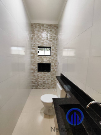 Imagem Casa com 3 Quartos à Venda, 223 m² em Aparecida De Goiânia