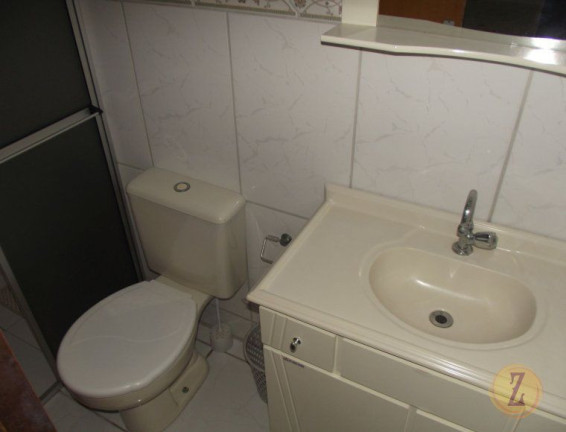Imagem Sobrado com 3 Quartos para Temporada, em Bombas - Bombinhas Imagem Sobrado com 3 Quartos para Temporada, em Bombas - Bombinhas