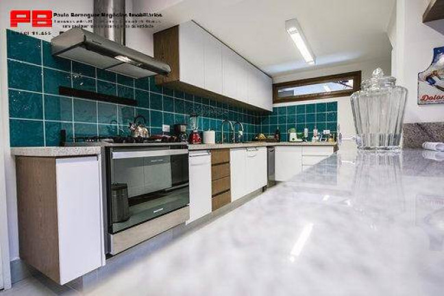 Imagem Sobrado com 4 Quartos à Venda, 300 m² em Vila Olímpia - São Paulo Imagem Sobrado com 4 Quartos à Venda, 300 m² em Vila Olímpia - São Paulo