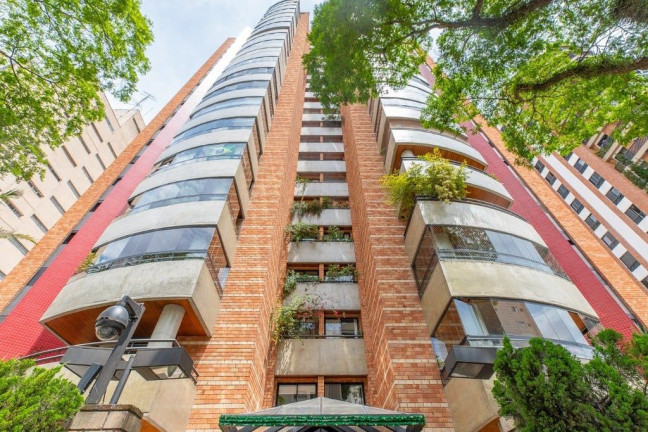 Imagem Apartamento com 3 Quartos à Venda, 219 m² em Moema - São Paulo Imagem Apartamento com 3 Quartos à Venda, 219 m² em Moema - São Paulo