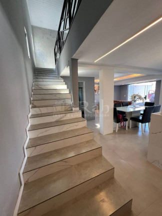 Imagem Sobrado com 2 Quartos à Venda, 200 m² em São Vicente - Itajaí Imagem Sobrado com 2 Quartos à Venda, 200 m² em São Vicente - Itajaí