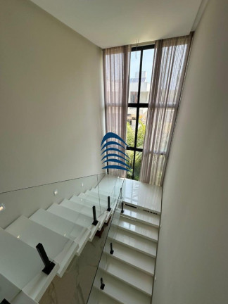 Imagem Casa com 5 Quartos à Venda, 650 m² em Busca Vida - Camaçari