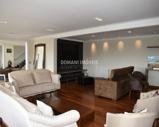 Imagem Casa com 6 Quartos à Venda, 980 m² em Região De Capivari - Campos Do Jordão