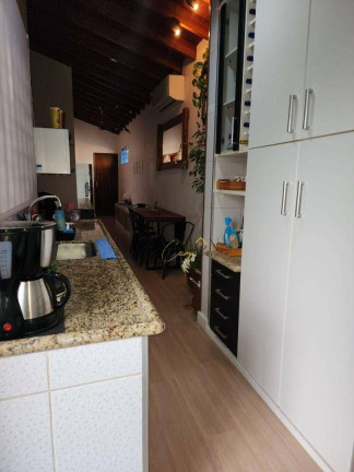 Imagem Chácara com 4 Quartos à Venda, 328 m² em Jardim De Fáveri - Cosmópolis