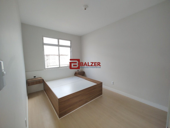 Imagem Apartamento com 3 Quartos à Venda, 76 m² em Centro - Florianópolis