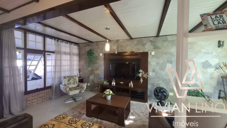 Imagem Casa com 3 Quartos à Venda, 300 m² em Balneário - São Pedro Da Aldeia