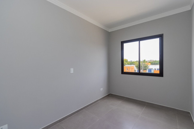 Imagem Apartamento com 1 Quarto à Venda, 28 m² em Cajuru - Curitiba