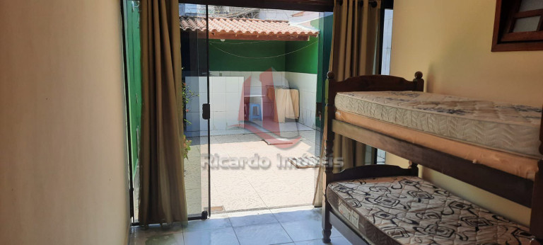 Imagem Casa de Condomínio com 2 Quartos à Venda, 100 m² em Peró - Cabo Frio