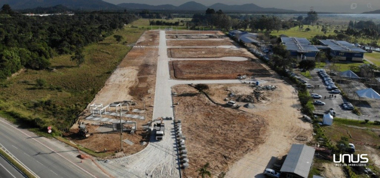 Imagem Terreno à Venda, 382 m² em Canasvieiras - Florianópolis Imagem Terreno à Venda, 382 m² em Canasvieiras - Florianópolis