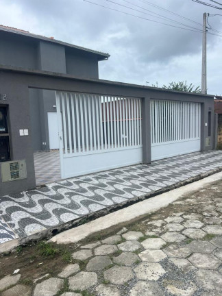 Casa com 2 Quartos à Venda,  em Suarão - Itanhaém
