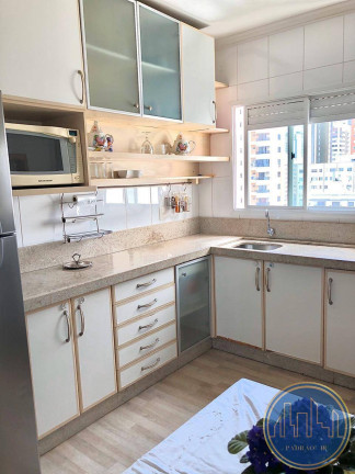 Imagem Apartamento com 3 Quartos para Temporada, 120 m² em Centro - Balneário Camboriú Imagem Apartamento com 3 Quartos para Temporada, 120 m² em Centro - Balneário Camboriú