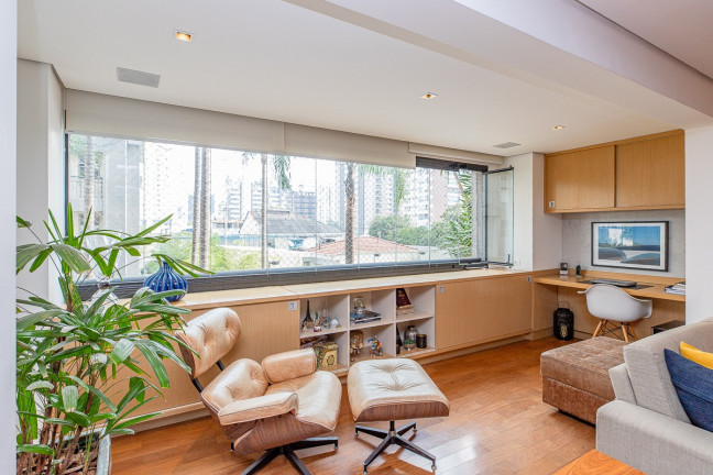 Imagem Apartamento com 3 Quartos à Venda, 137 m² em Moema - São Paulo Imagem Apartamento com 3 Quartos à Venda, 137 m² em Moema - São Paulo