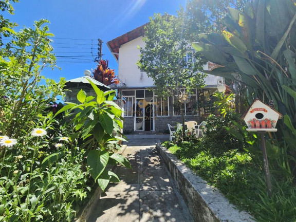 Imagem Casa com 4 Quartos à Venda, 115 m² em Várzea - Teresópolis