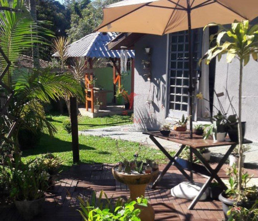 Imagem Casa com 8 Quartos à Venda, 4.949 m² em Campo De Santana - Curitiba