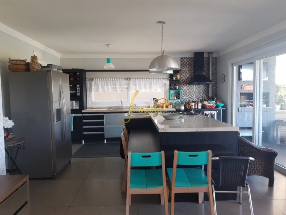 Imagem Casa de Condomínio com 4 Quartos à Venda, 309 m² em Centro - Xangri-la