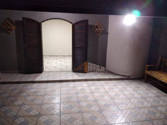 Imagem Sobrado com 4 Quartos à Venda, 245 m² em Limoeiro - São Paulo Imagem Sobrado com 4 Quartos à Venda, 245 m² em Limoeiro - São Paulo