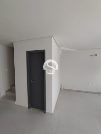 Imagem Casa com 2 Quartos à Venda, 78 m² Imagem Casa com 2 Quartos à Venda, 78 m²