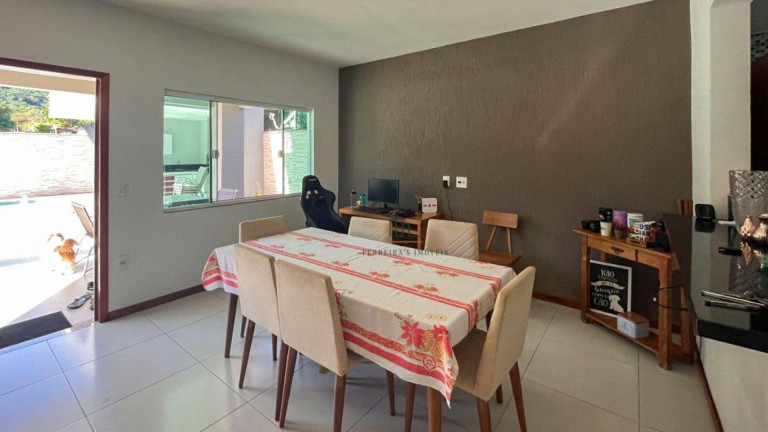 Imagem Casa com 5 Quartos à Venda, 220 m² em Itaipu - Niterói Imagem Casa com 5 Quartos à Venda, 220 m² em Itaipu - Niterói