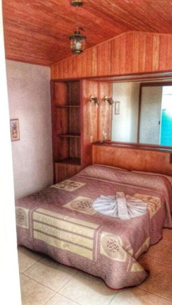 Imagem Imóvel com 31 Quartos à Venda, 900 m² em Tijuca - Teresópolis Imagem Imóvel com 31 Quartos à Venda, 900 m² em Tijuca - Teresópolis
