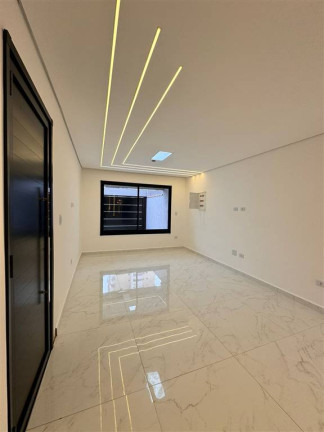Imagem Casa com 4 Quartos à Venda, 160 m² em Guilhermina - Praia Grande