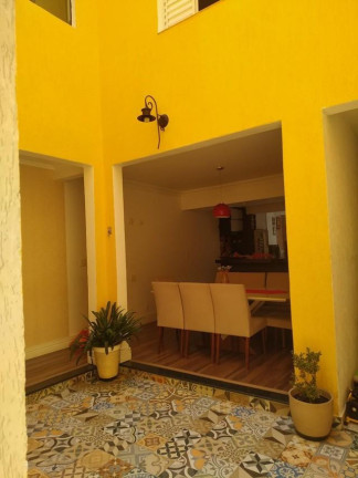 Imagem Casa com 3 Quartos à Venda, 189 m² em Jardim Las Vegas - Santo André Imagem Casa com 3 Quartos à Venda, 189 m² em Jardim Las Vegas - Santo André