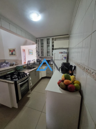 Imagem Sobrado com 3 Quartos à Venda, 201 m² em Serpa - Caieiras