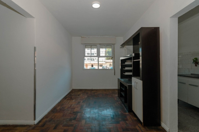 Imóvel com 2 Quartos à Venda,  em Petrópolis - Porto Alegre