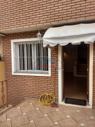 Sobrado com 2 Quartos à Venda, 143 m² em Cerqueira César - São Paulo