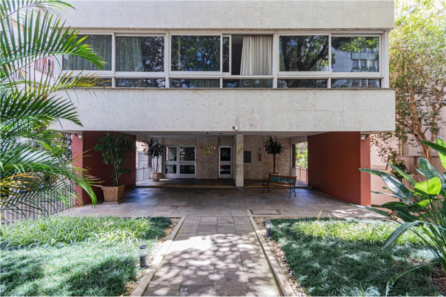 Imagem Imóvel com 4 Quartos à Venda,  em Independência - Porto Alegre