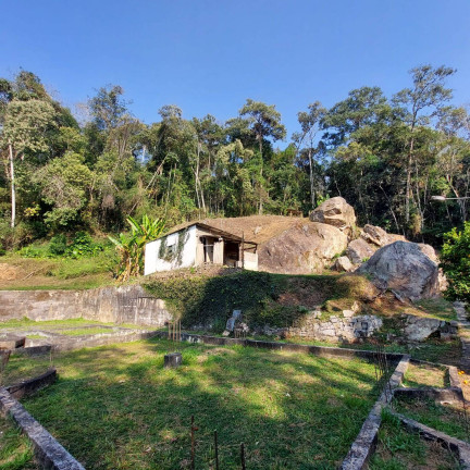 Imagem Terreno à Venda, 2 m² em Vale Dos Pinheiros - Nova Friburgo Imagem Terreno à Venda, 2 m² em Vale Dos Pinheiros - Nova Friburgo