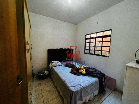 Imagem Casa com 4 Quartos à Venda, 200 m² em Santa Joana - Londrina Imagem Casa com 4 Quartos à Venda, 200 m² em Santa Joana - Londrina