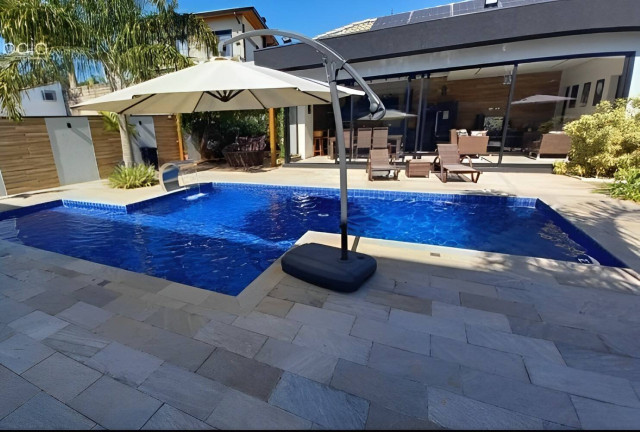 Imagem Casa com 5 Quartos à Venda, 600 m² em Usina - Atibaia