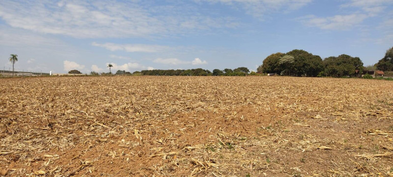 Imagem Chácara com 4 Quartos à Venda, 556 m² em Zona Rural - Salto De Pirapora Imagem Chácara com 4 Quartos à Venda, 556 m² em Zona Rural - Salto De Pirapora