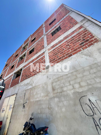 Imóvel Comercial à Venda, 870 m² em Centro - Petrolina
