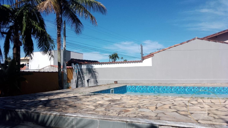 Imagem Casa com 2 Quartos à Venda, 165 m² em Pontal De Santa Marina - Caraguatatuba Imagem Casa com 2 Quartos à Venda, 165 m² em Pontal De Santa Marina - Caraguatatuba