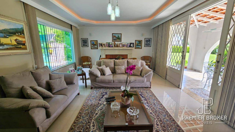 Imagem Casa com 3 Quartos à Venda, 240 m² em Bom Retiro - Teresópolis Imagem Casa com 3 Quartos à Venda, 240 m² em Bom Retiro - Teresópolis