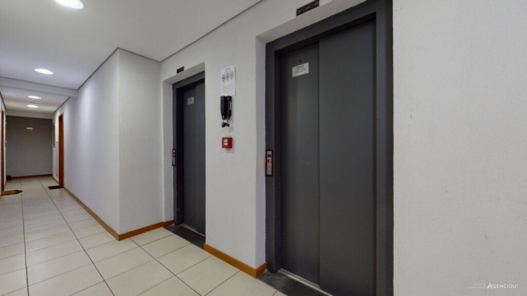 Imagem Imóvel com 2 Quartos à Venda, 50 m² em Tristeza - Porto Alegre