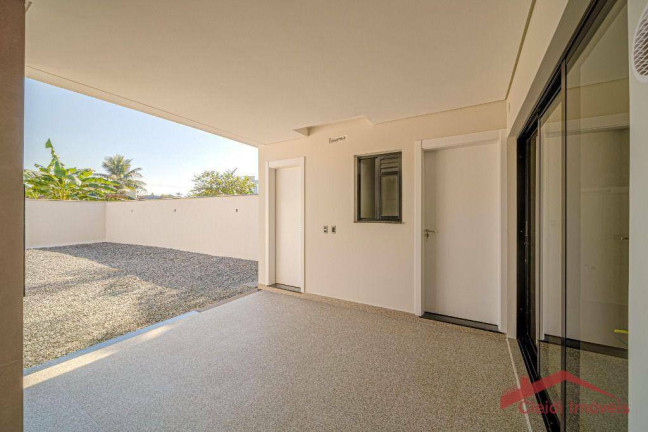 Imagem Casa com 3 Quartos à Venda, 161 m² em Saguaçu - Joinville
