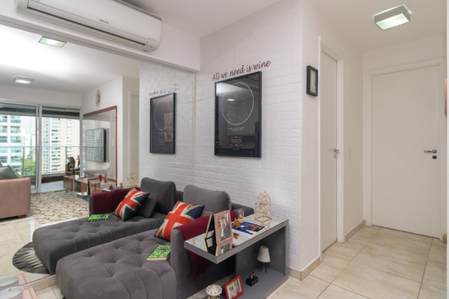 Imagem Apartamento com 2 Quartos à Venda, 69 m² em Campo Belo - São Paulo